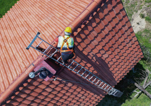 Best Roof Leak Repair  in Utica, IN